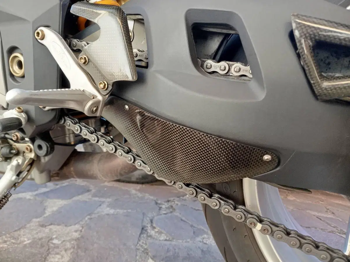 MV Agusta Brutale 750 America (2004 - 06) (20)