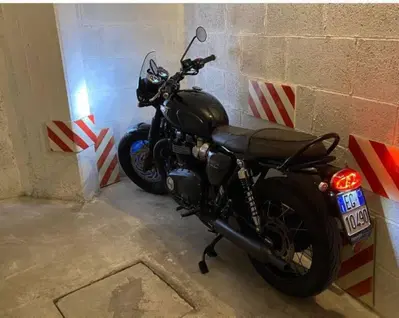 Triumph Bonneville T120 Black (2017 - 20) usata