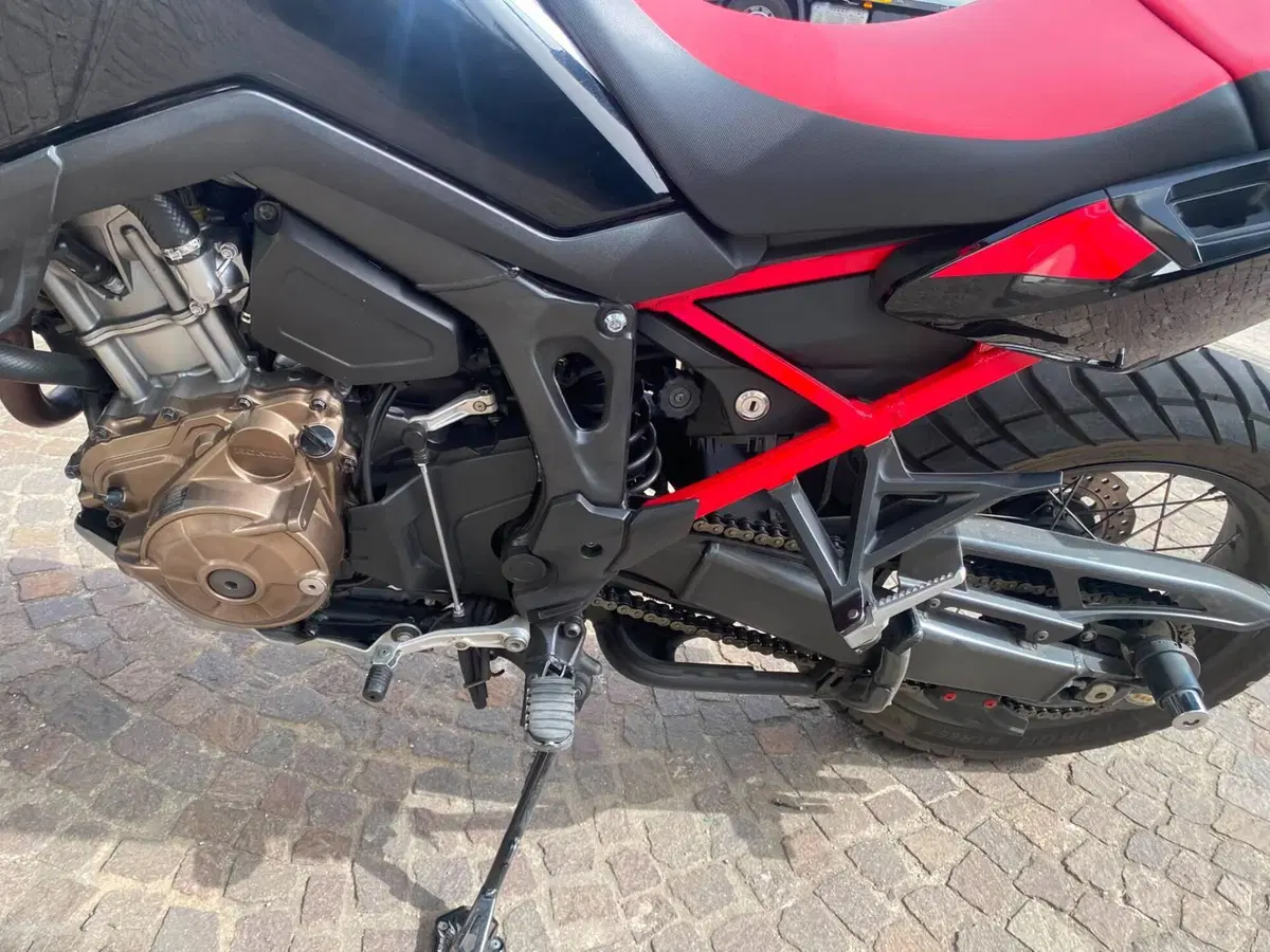 Honda Africa Twin CRF 1100L (2020 - 21) (8)