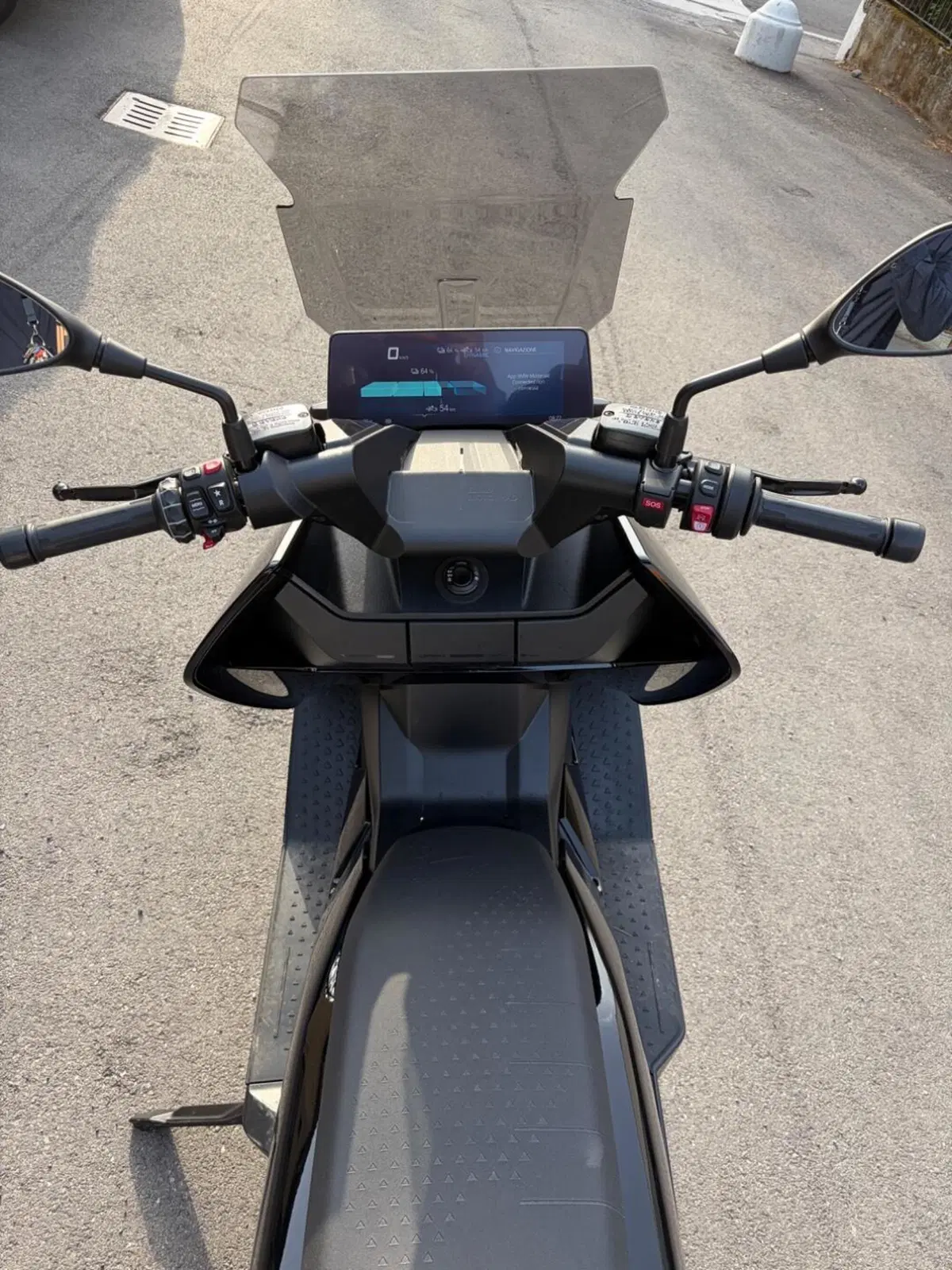 Bmw CE 04 (2021 - 25) (6)