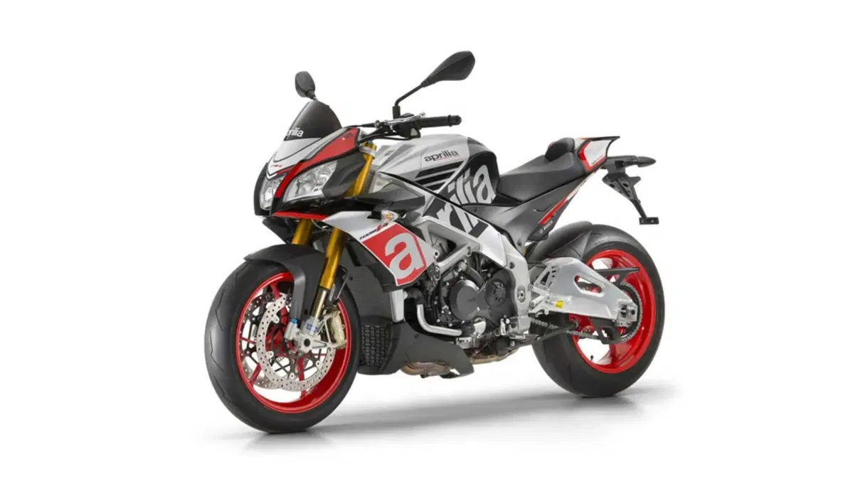 Aprilia Tuono V4 Tuono V4 Factory (2015 - 17) (4)