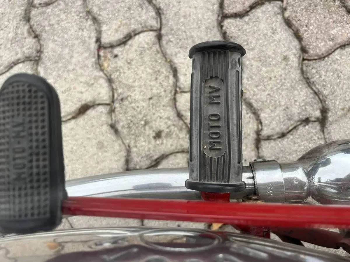 Aprilia MV AGUSTA (7)