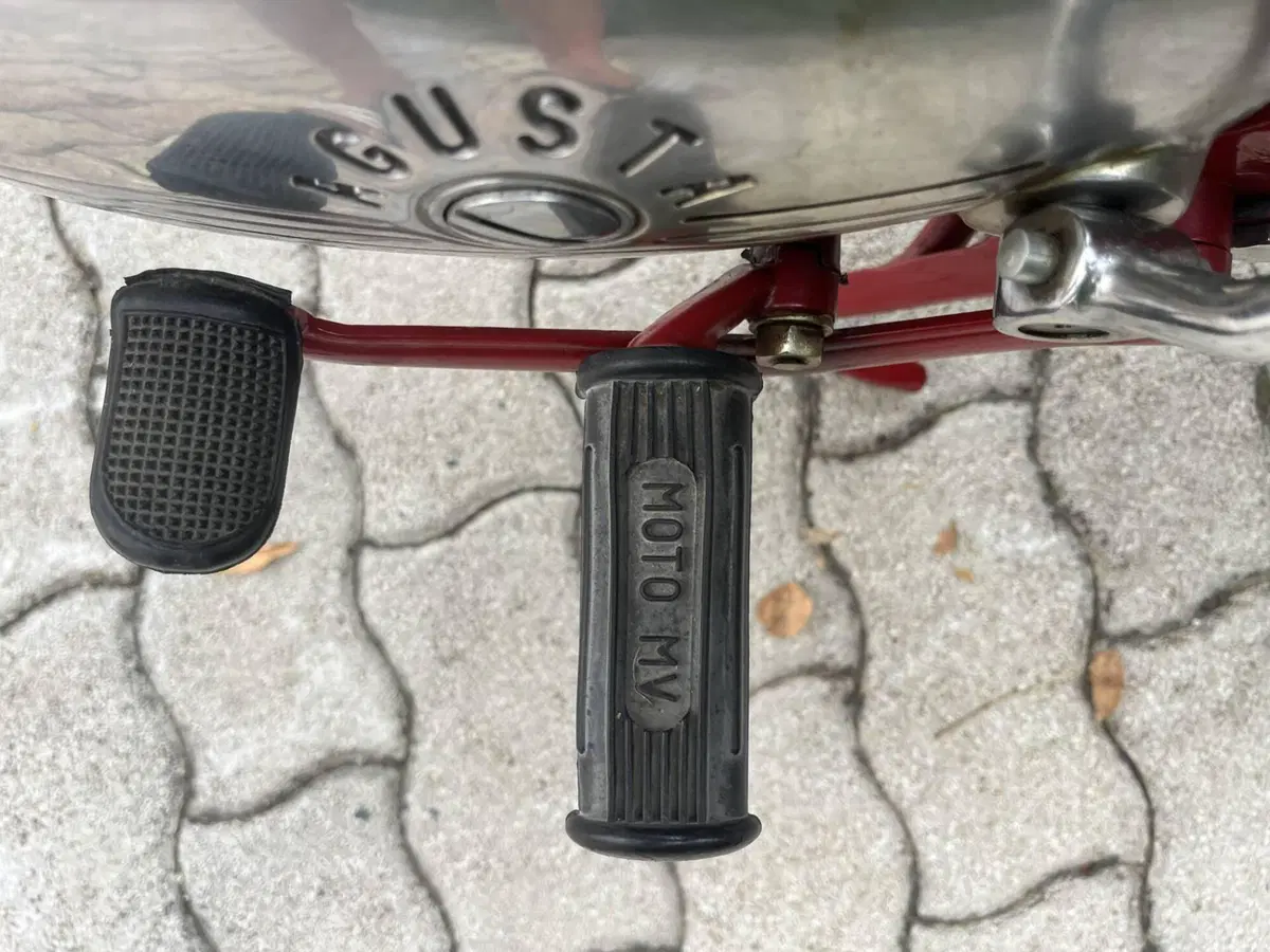 Aprilia MV AGUSTA (16)