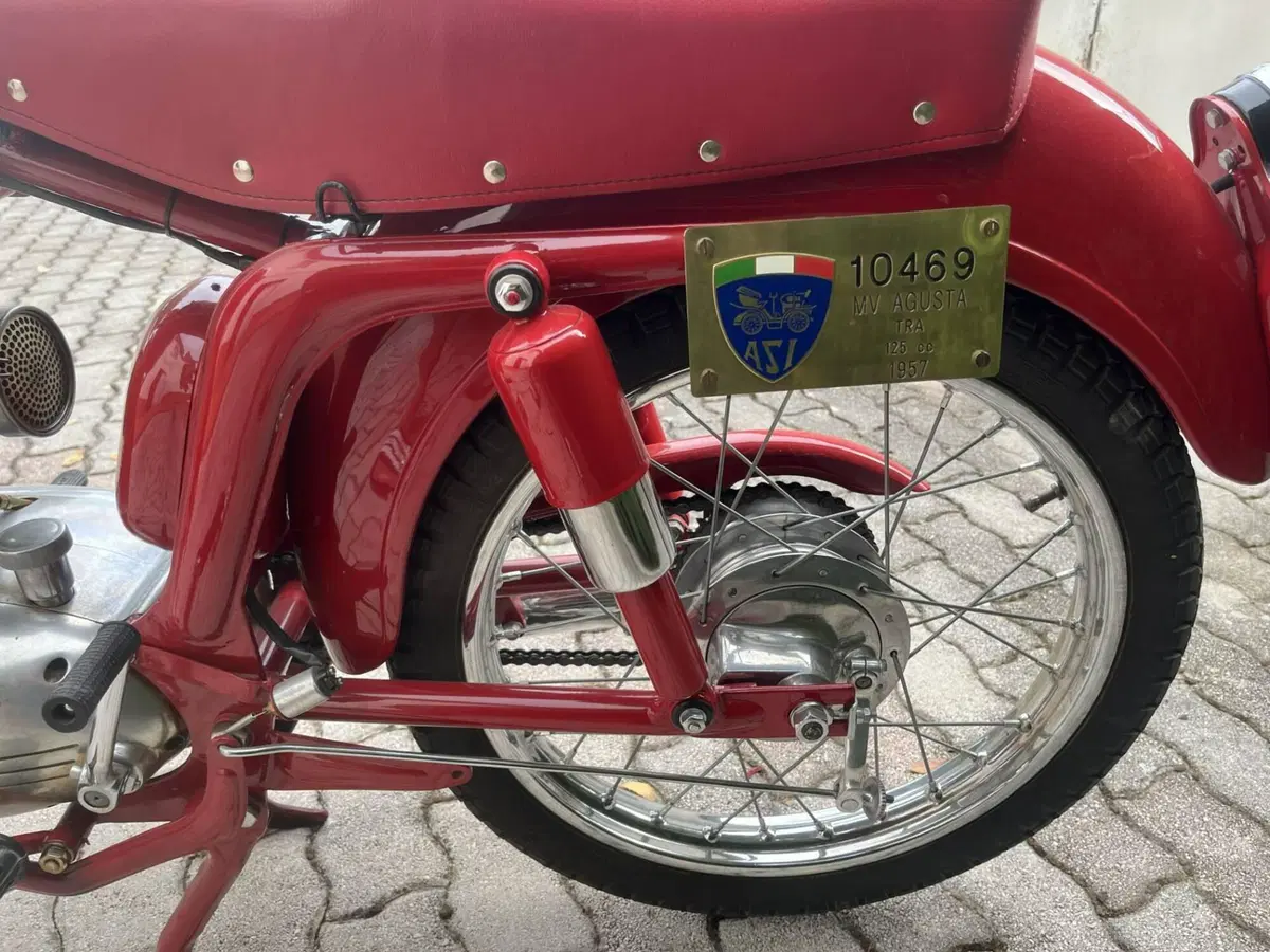 Aprilia MV AGUSTA (17)