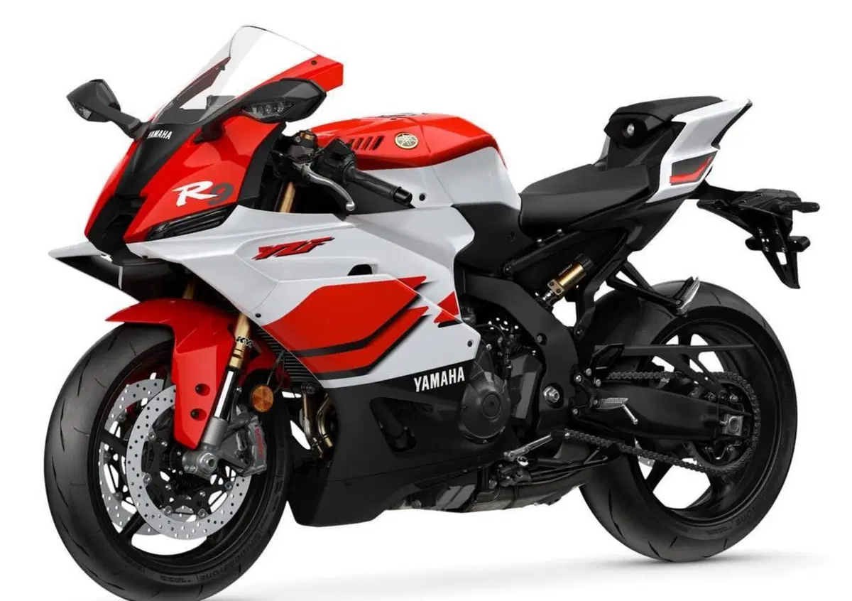 Yamaha YZF R9 70th (2026) (4)