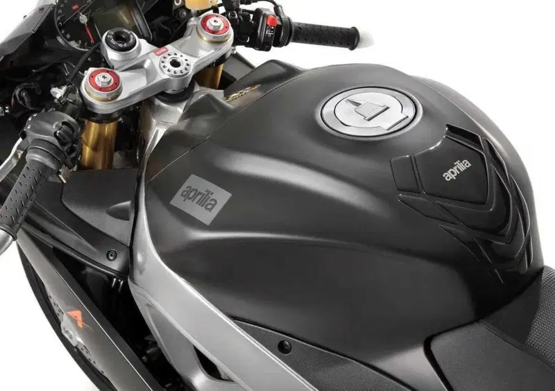 Aprilia RSV4 RSV4 RR APRC ABS (2011 - 15) (5)