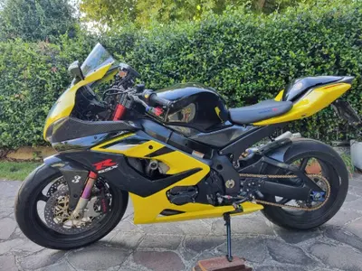 Suzuki GSX-R1000 (2005 - 06) usata