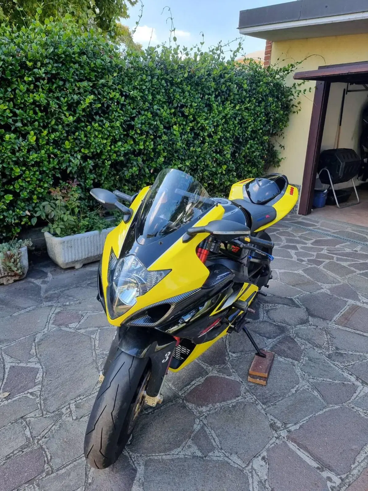 Suzuki GSX-R1000 (2005 - 06) (3)