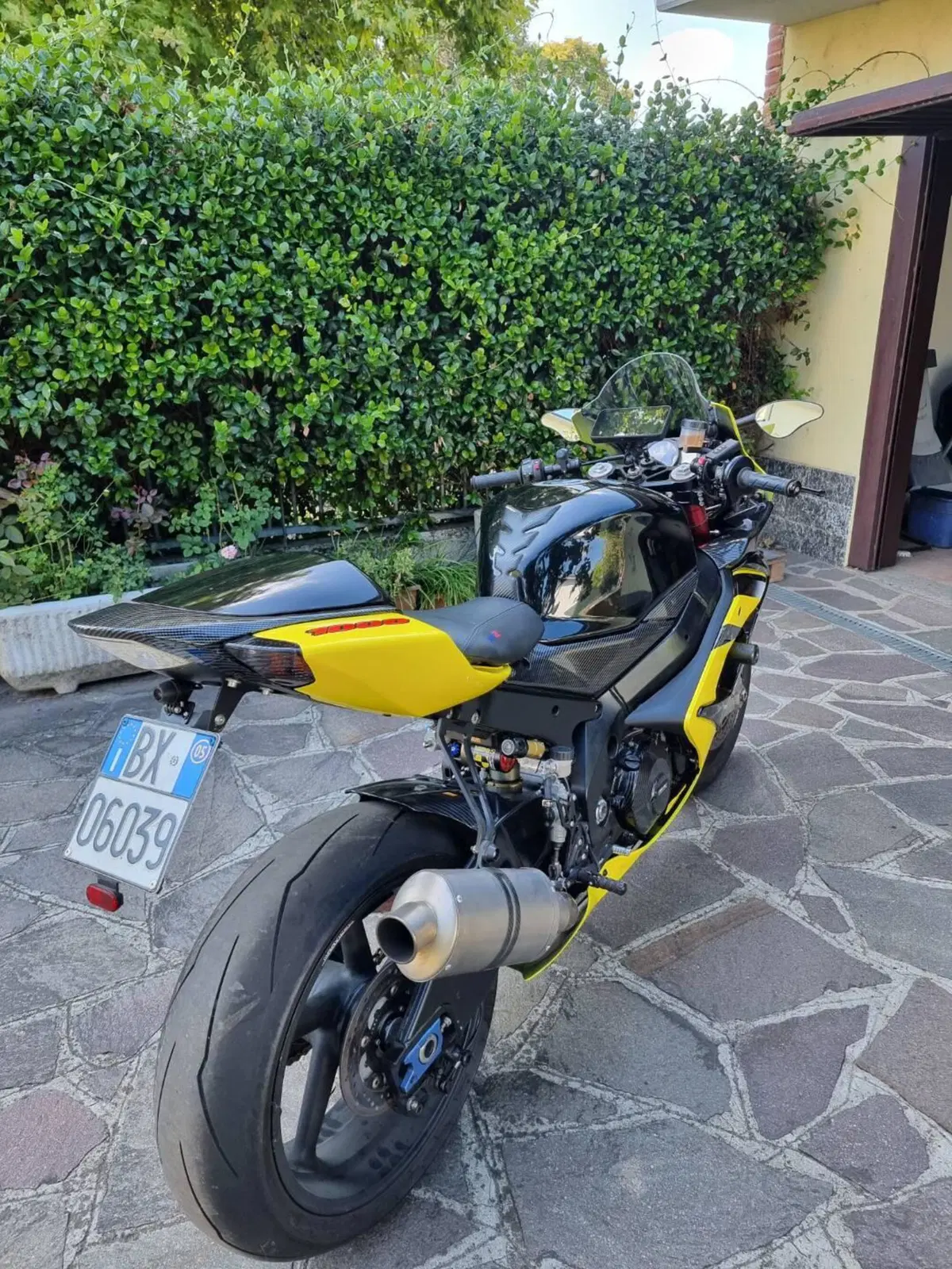 Suzuki GSX-R1000 (2005 - 06) (7)