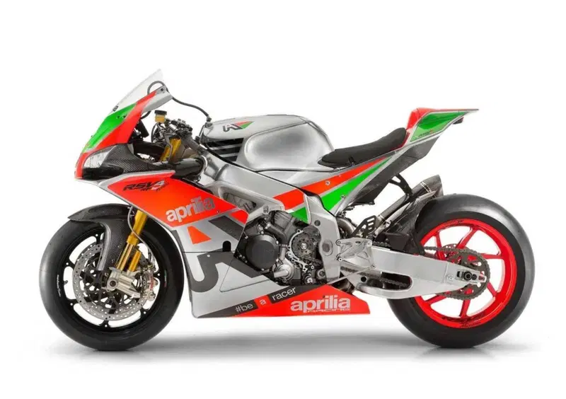 Aprilia RSV4 RSV4 R-FW (2016) (3)