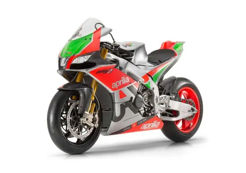 Aprilia RSV4 RSV4 R-FW (2016) (4)