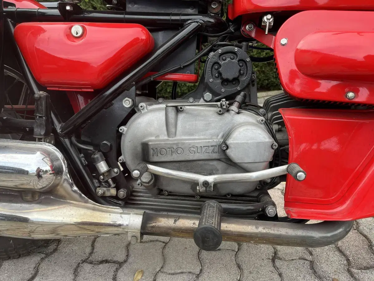 Moto Guzzi FALCONE NF (2)