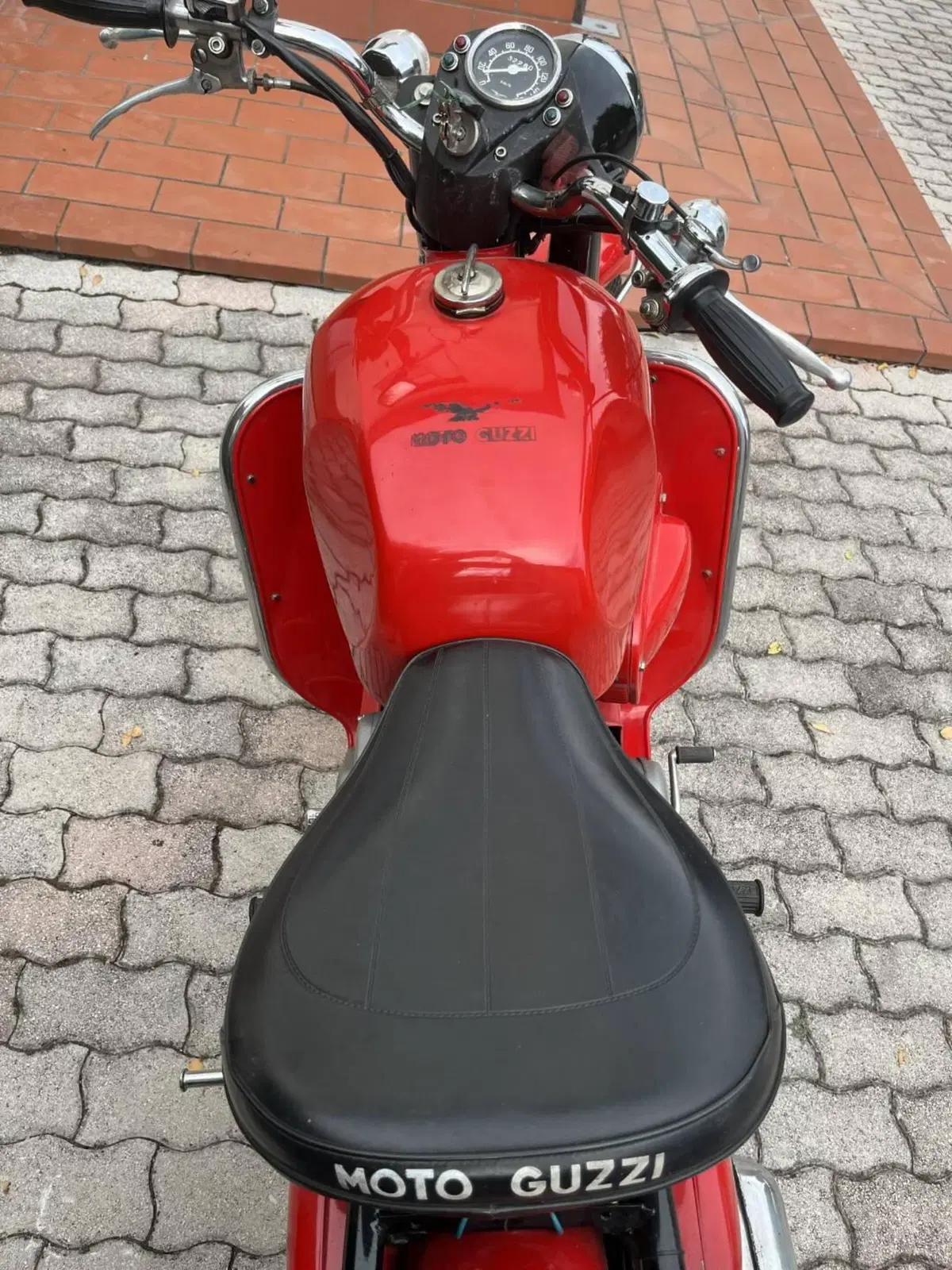 Moto Guzzi FALCONE NF (12)