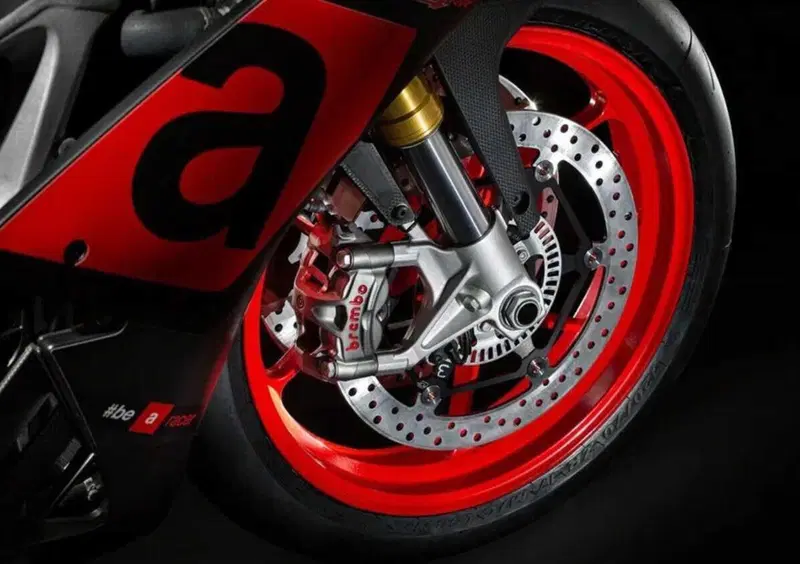 Aprilia RSV4 RSV4 RR ABS (2015 - 17) (7)