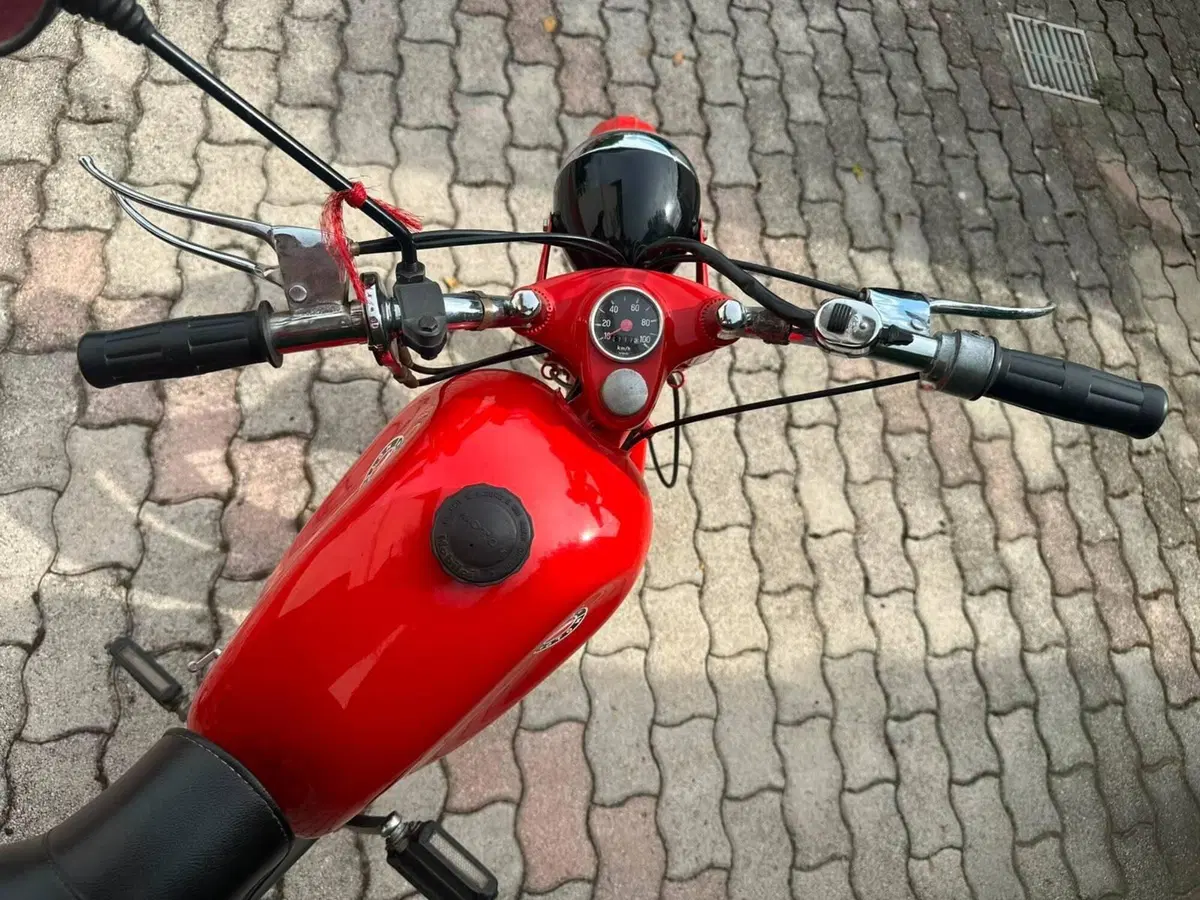 Motom Motom C (12)