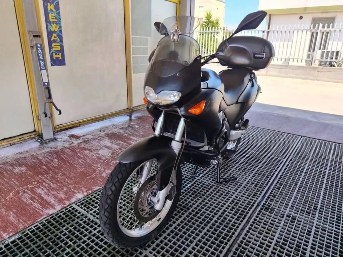 Aprilia Pegaso 650 IE (2003 - 04) (8)