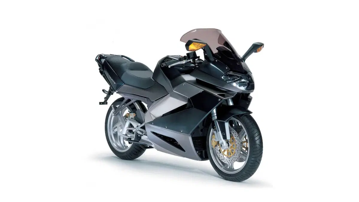 Aprilia RST 1000 Futura RST 1000 Futura (2001 - 04)