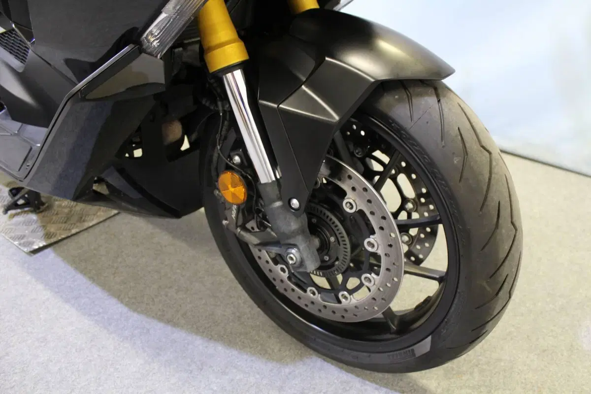 Honda Forza 750 DCT Urban (2021 - 24) (7)