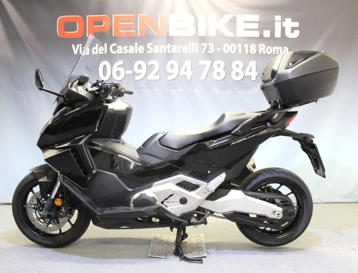 Honda Forza 750 DCT Urban (2021 - 24) (2)