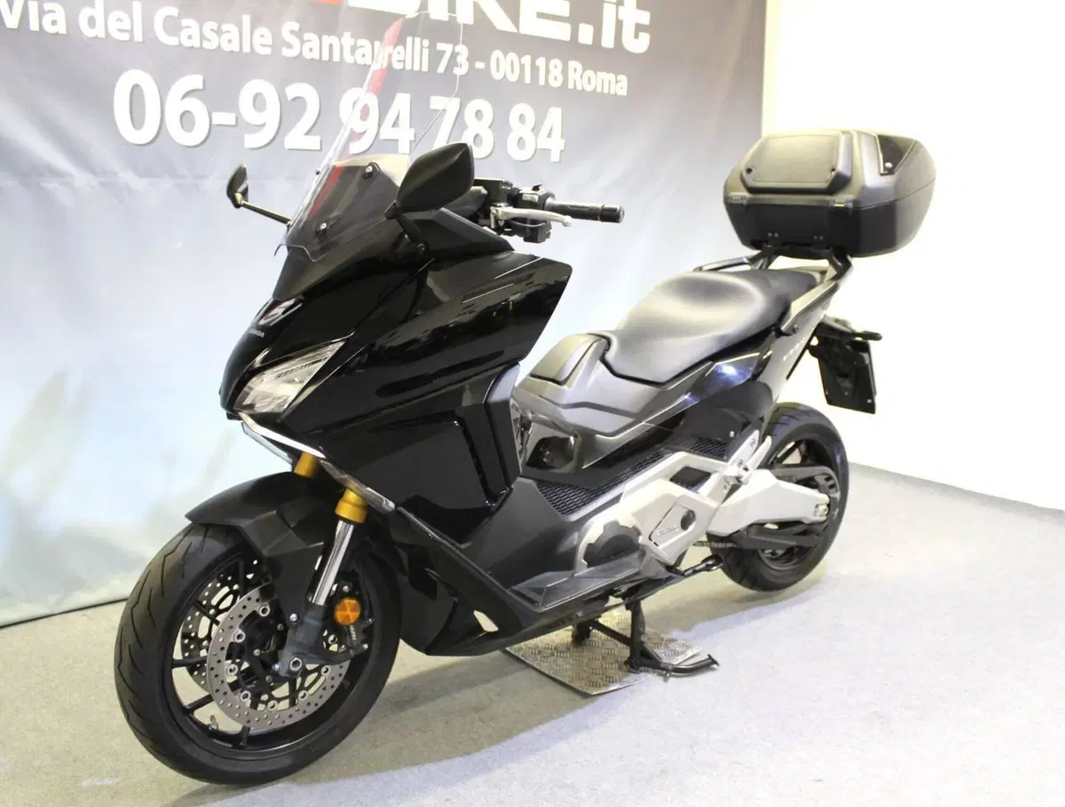 Honda Forza 750 DCT Urban (2021 - 24) (13)
