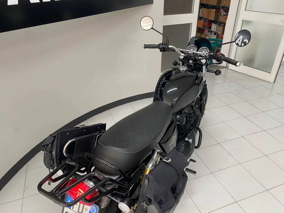 Royal Enfield Interceptor 650 (2021 - 26) (3)