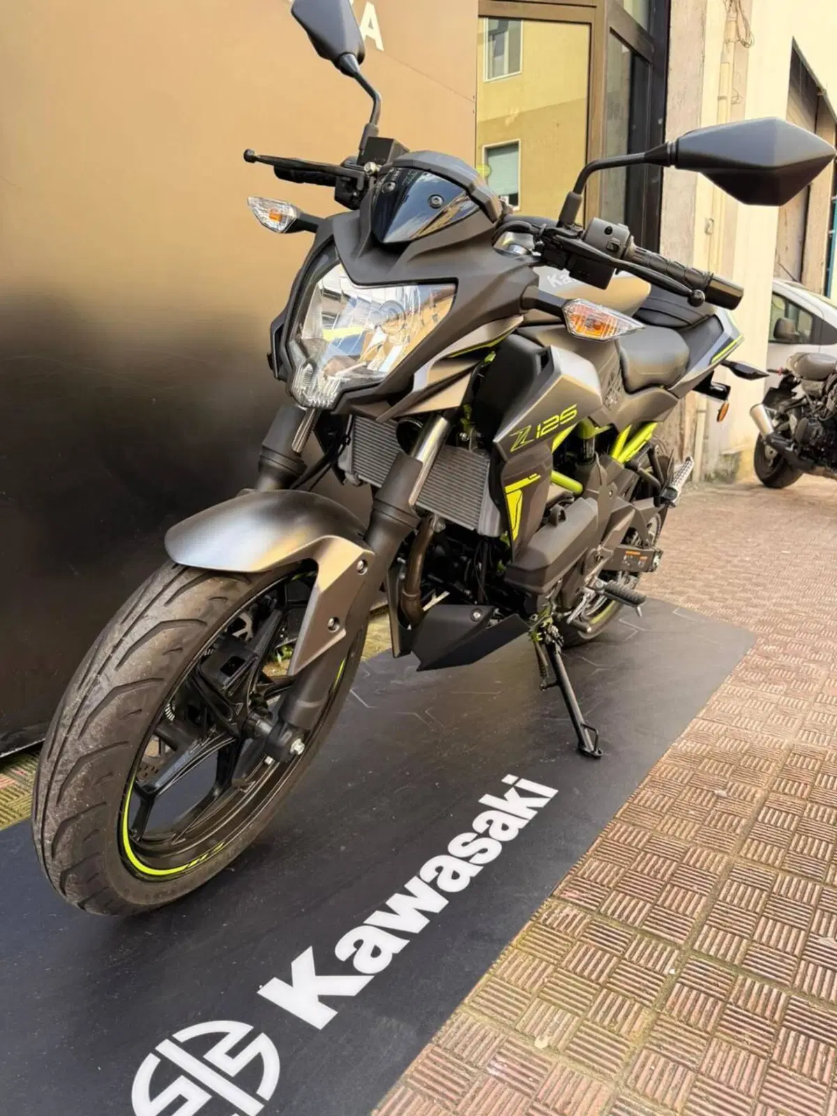 Kawasaki Z 125 (2021 - 24) (5)