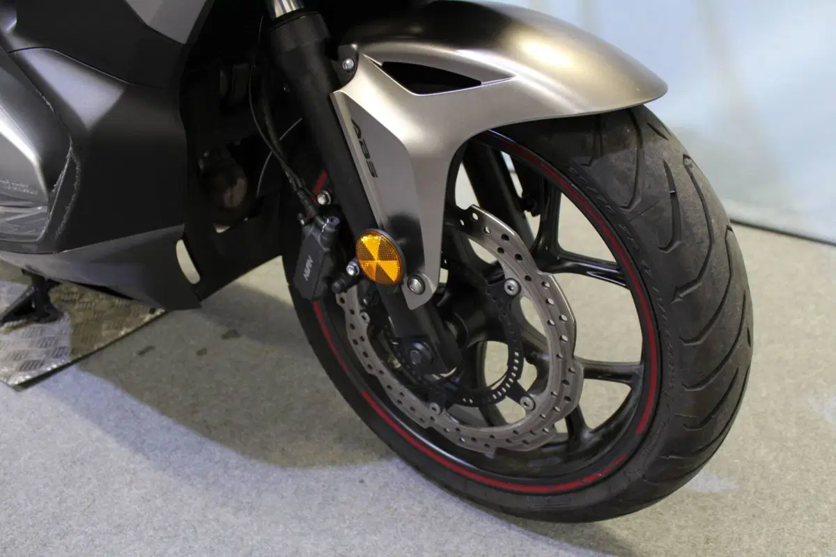 Honda Integra 750 DCT Sport (2017) (7)