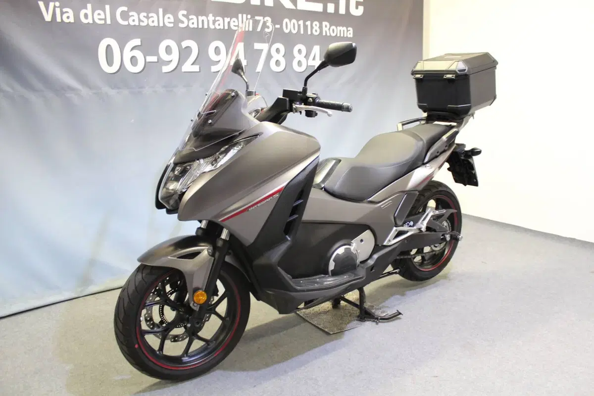 Honda Integra 750 DCT Sport (2017) (13)