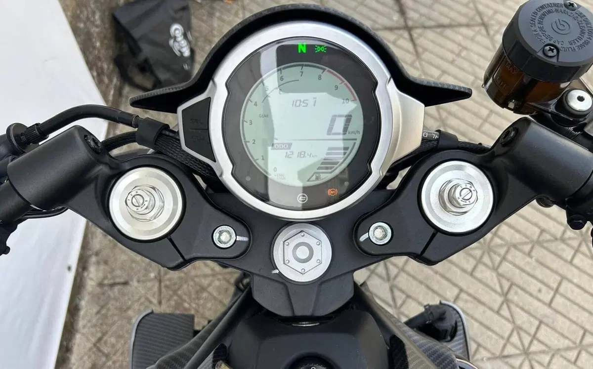 CFMOTO 700CL-X Sport (2022 - 26) (6)