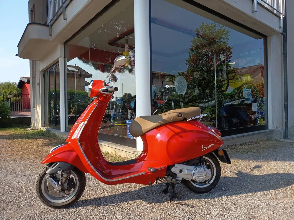 Vespa Primavera 50 4T (2018 - 20) (2)