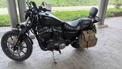 Harley-Davidson 883 SuperLow (2017 - 20) - XL 883L usata