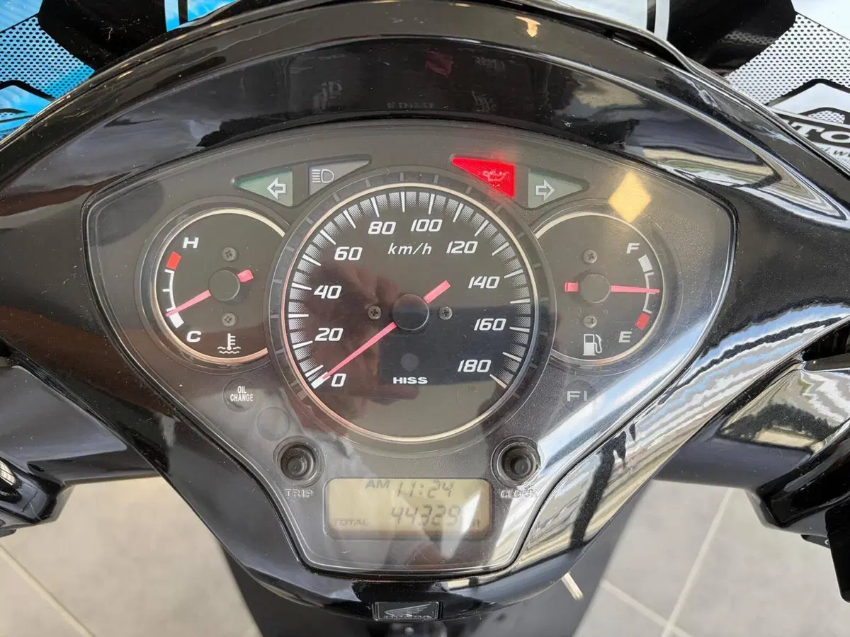 Honda SH 300 i (2006 - 10) (12)
