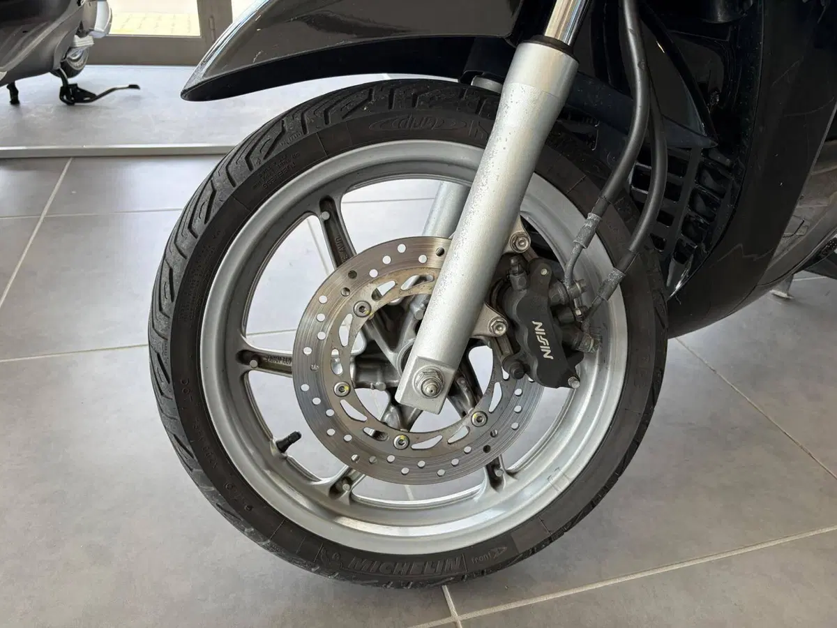 Honda SH 300 i (2006 - 10) (14)