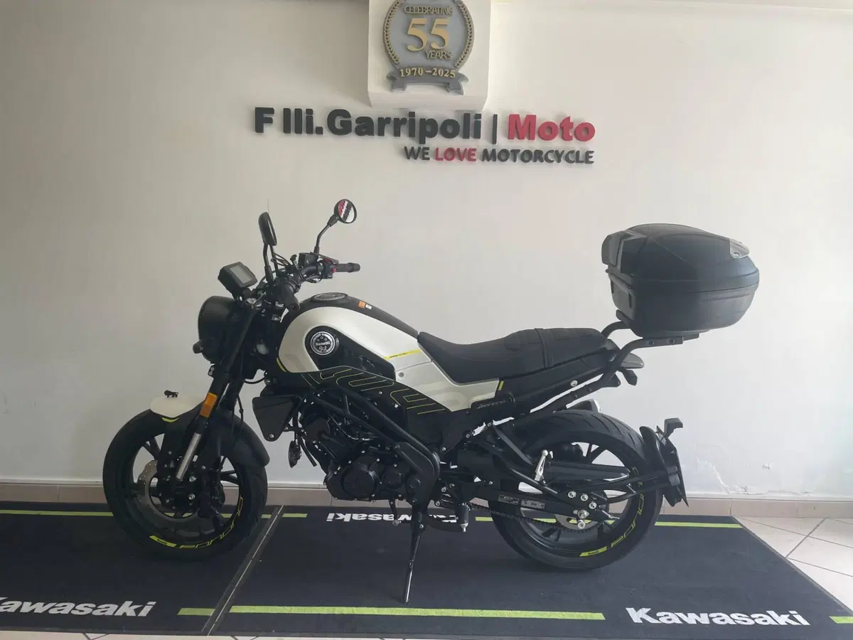 Benelli Leoncino 125 (2022 - 25)