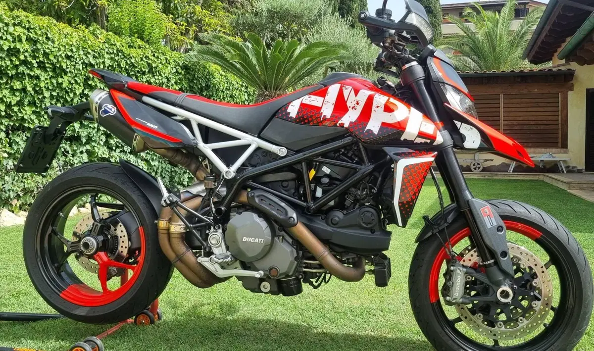 Ducati Hypermotard 950 RVE (2022 - 25) (12)