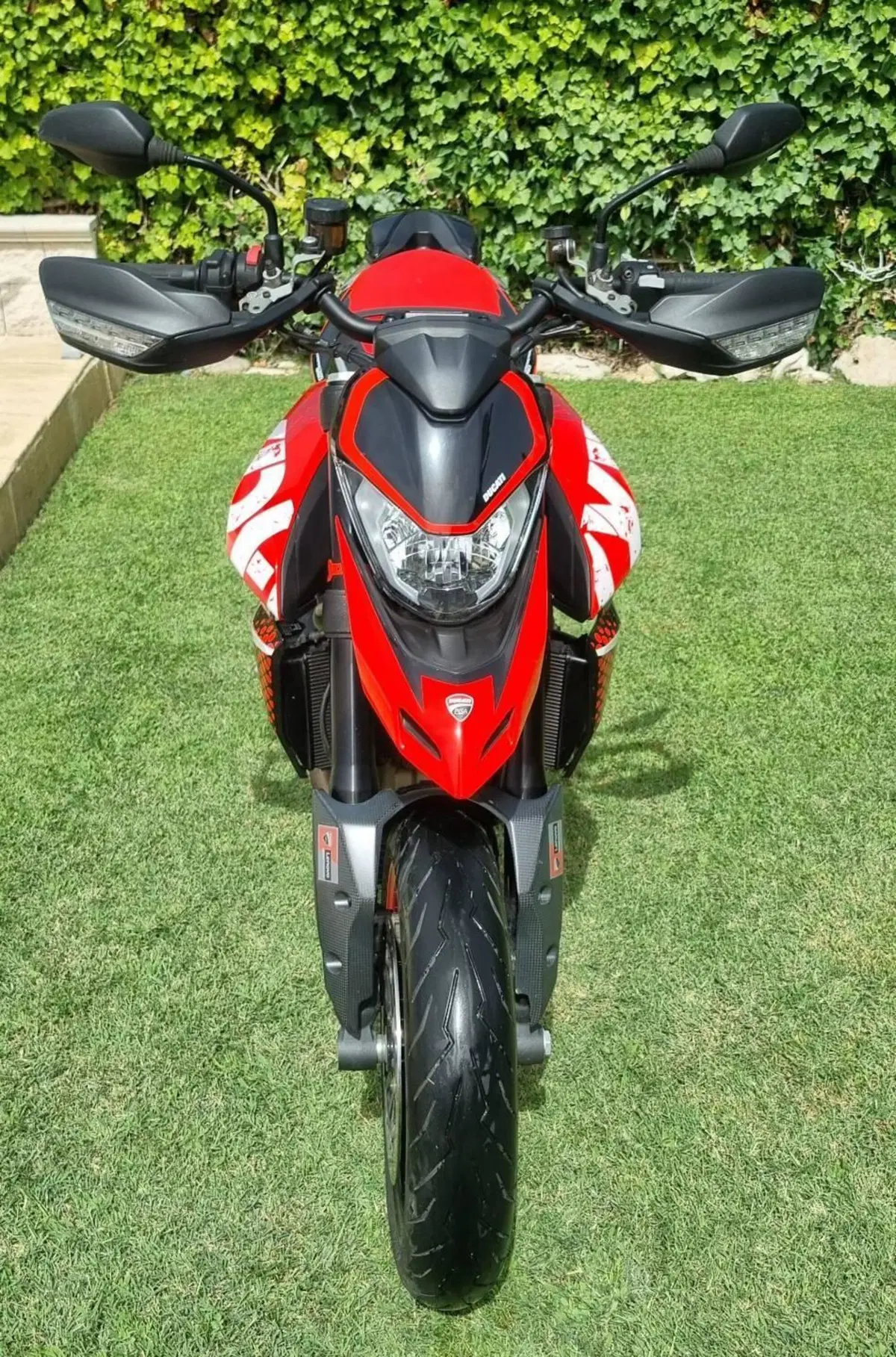 Ducati Hypermotard 950 RVE (2022 - 25) (15)