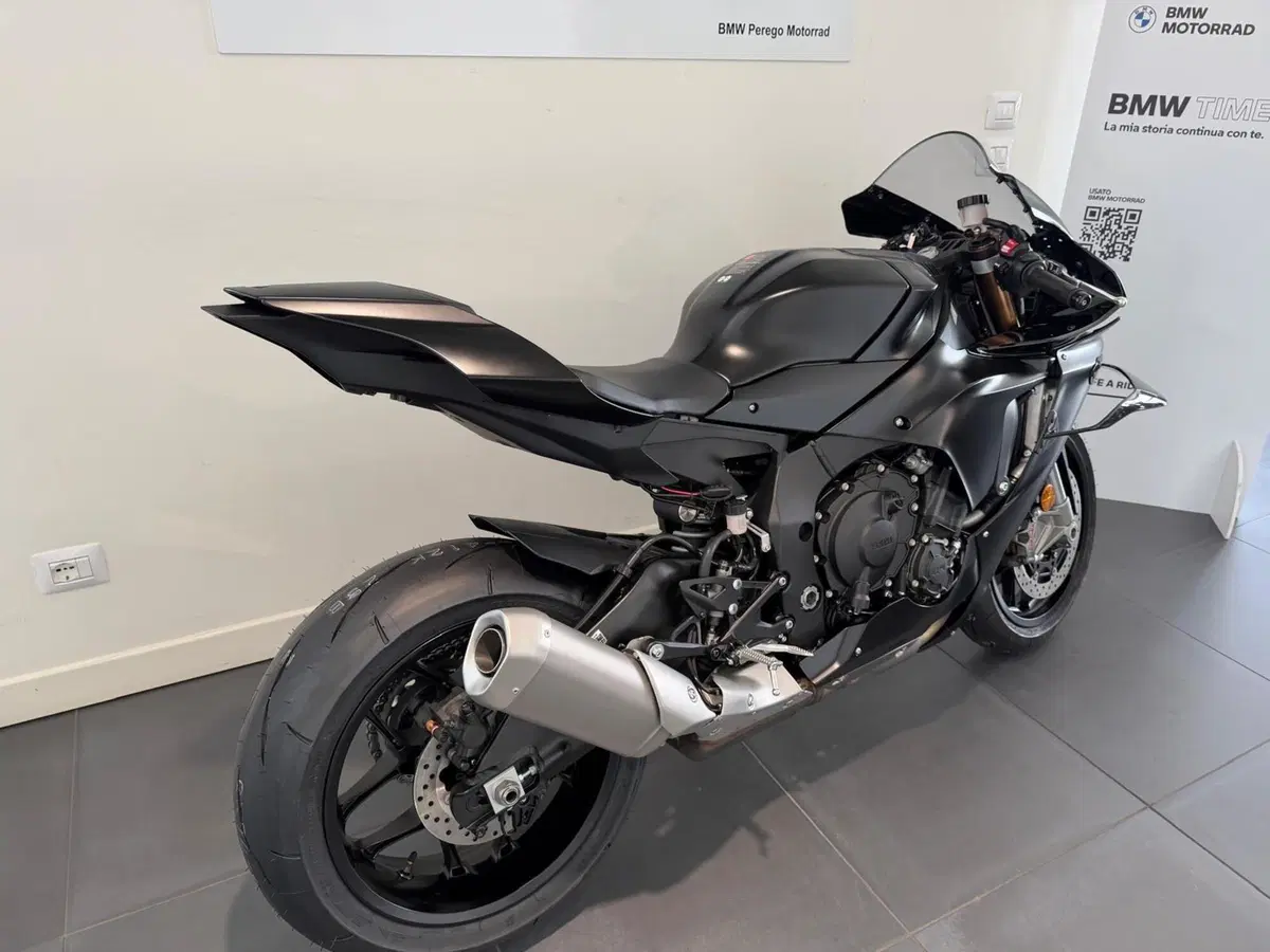 Yamaha YZF R1 Race (2025 - 26) (2)