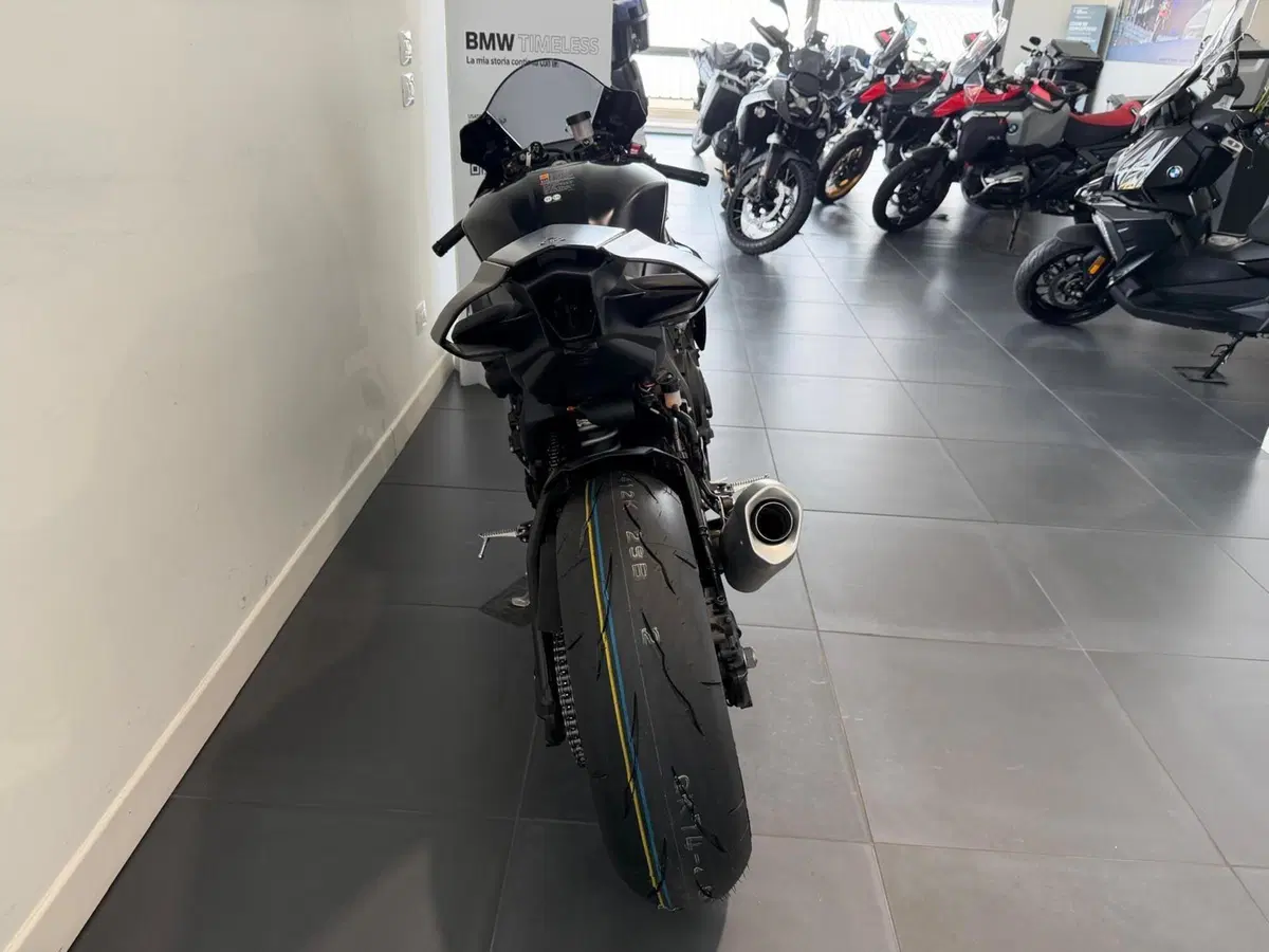 Yamaha YZF R1 Race (2025 - 26) (4)