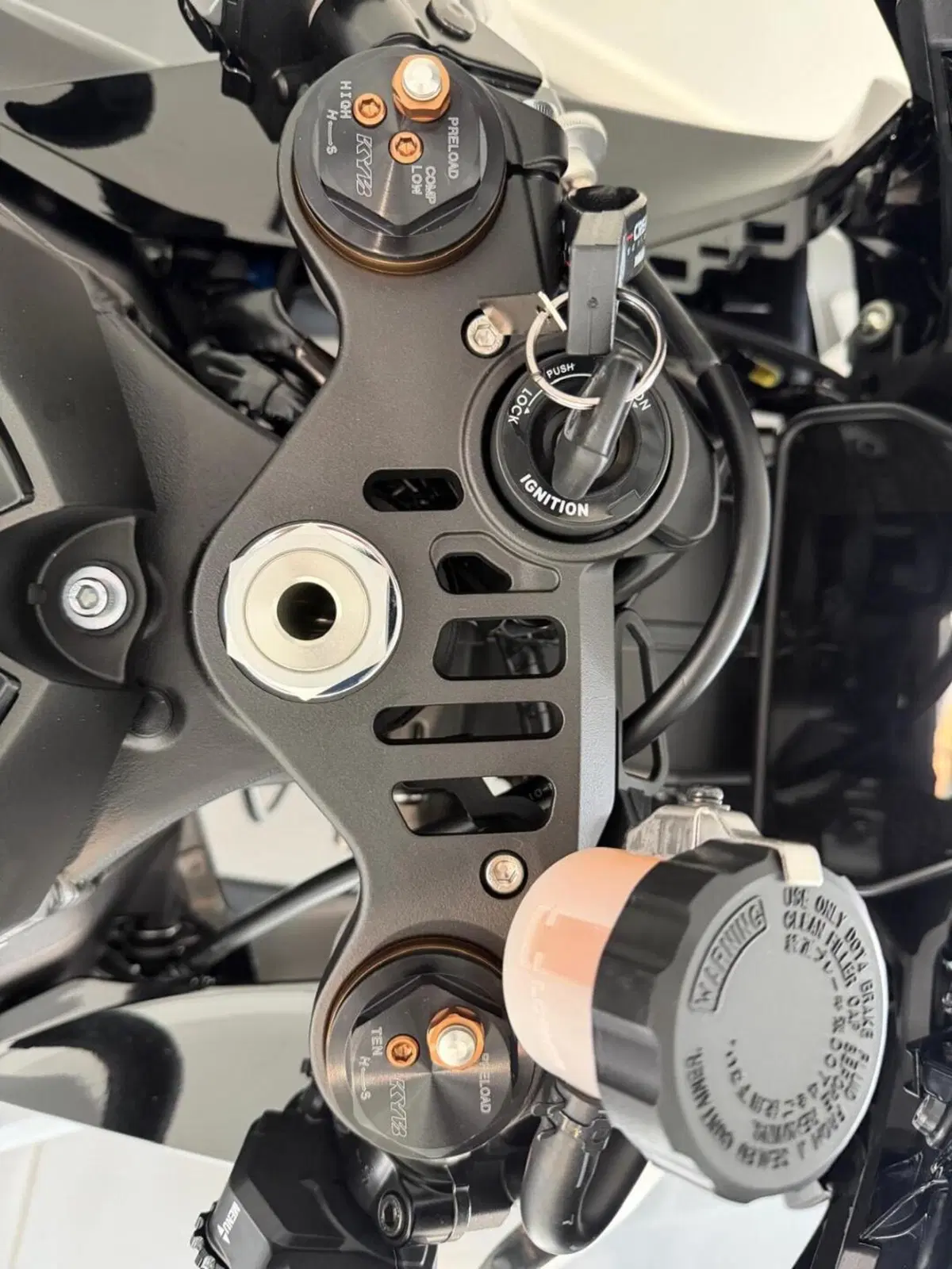 Yamaha YZF R1 Race (2025 - 26) (11)