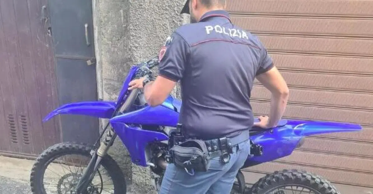 Treviso, tre 16enni fermati: uno guidava una moto da cross, senza patente, targa e assicurazione
