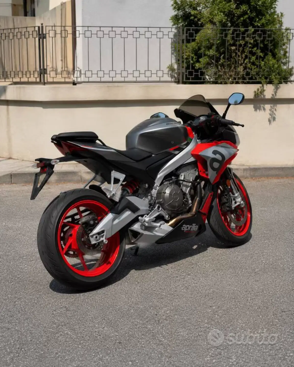Aprilia Tuono 660 (2021 - 25) (3)