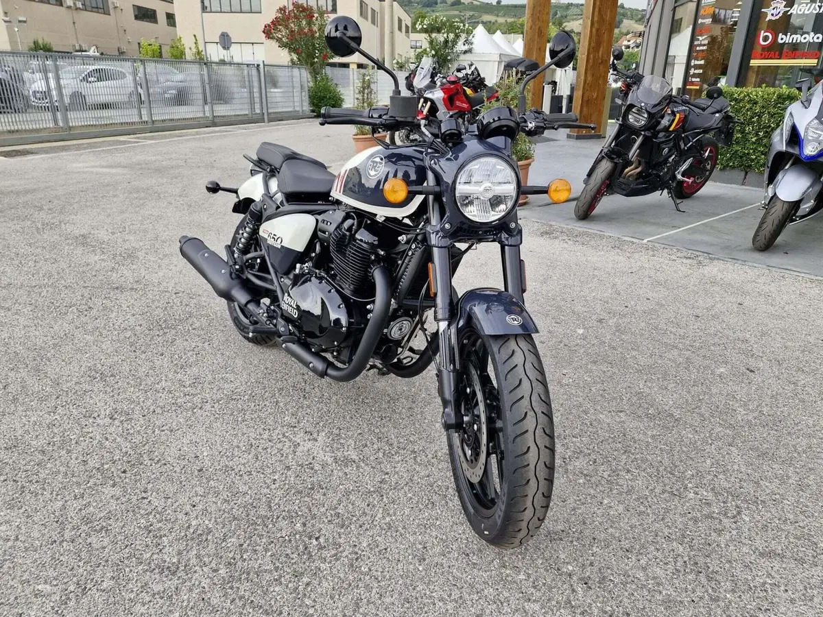 Royal Enfield Shotgun 650 (2024 - 26) (8)