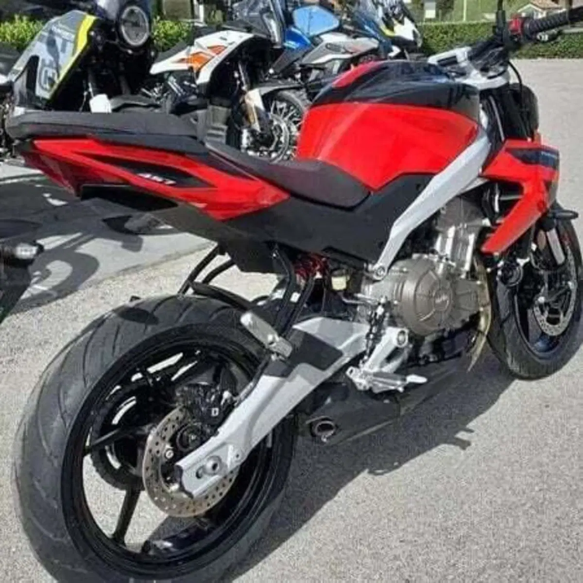 Aprilia Tuono 457 (2025 - 26) (5)