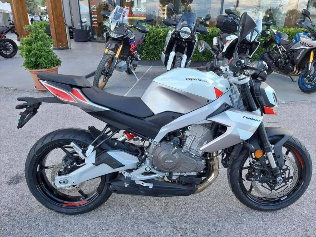 Aprilia Tuono 457 (2025 - 26) (2)