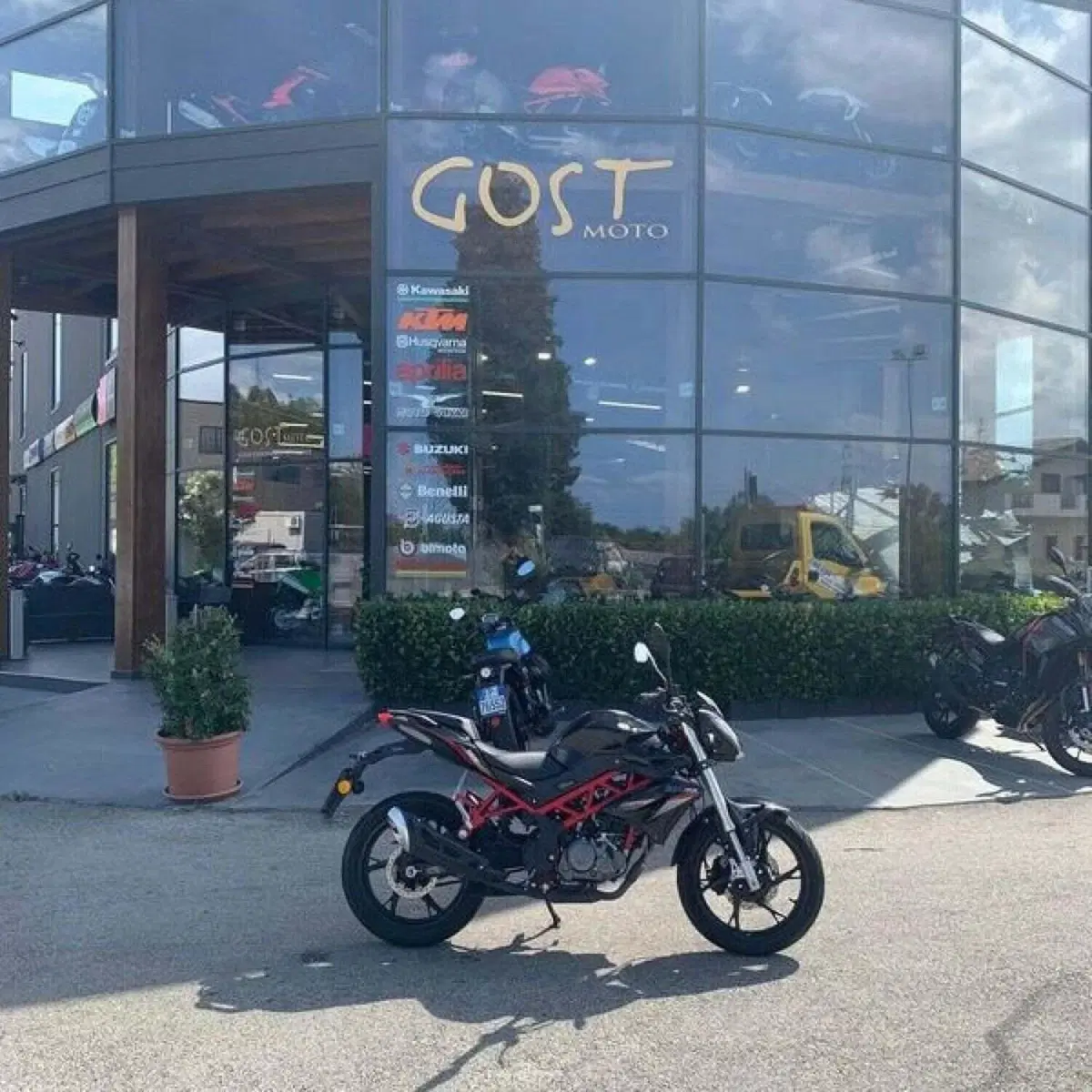 Benelli BN 125 (2026) (2)