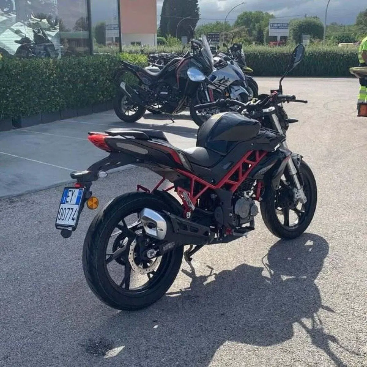Benelli BN 125 (2026) (6)