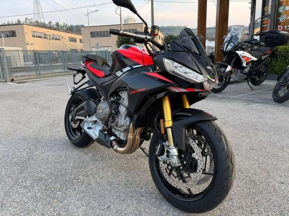 Aprilia Tuono 660 Factory (2025 - 26) (2)