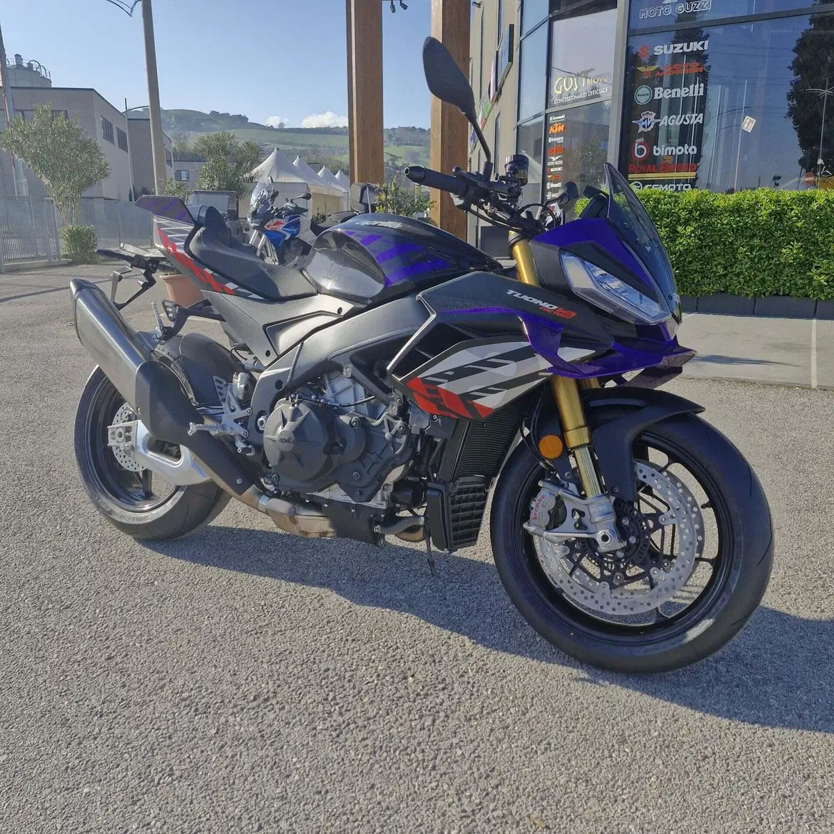 Aprilia Tuono V4 Factory (2025 - 26) (3)