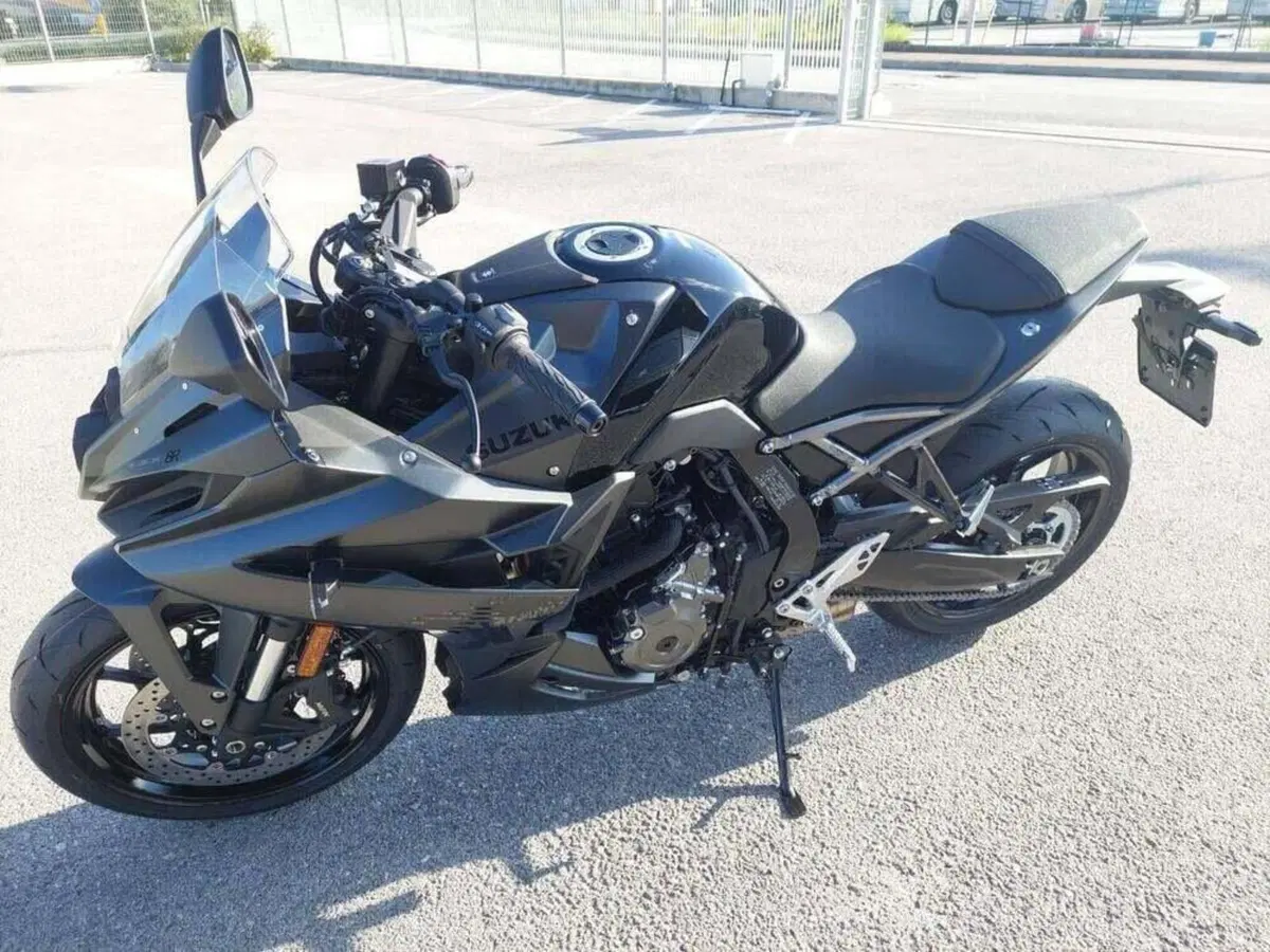 Suzuki GSX-8R (2024 - 26) (6)