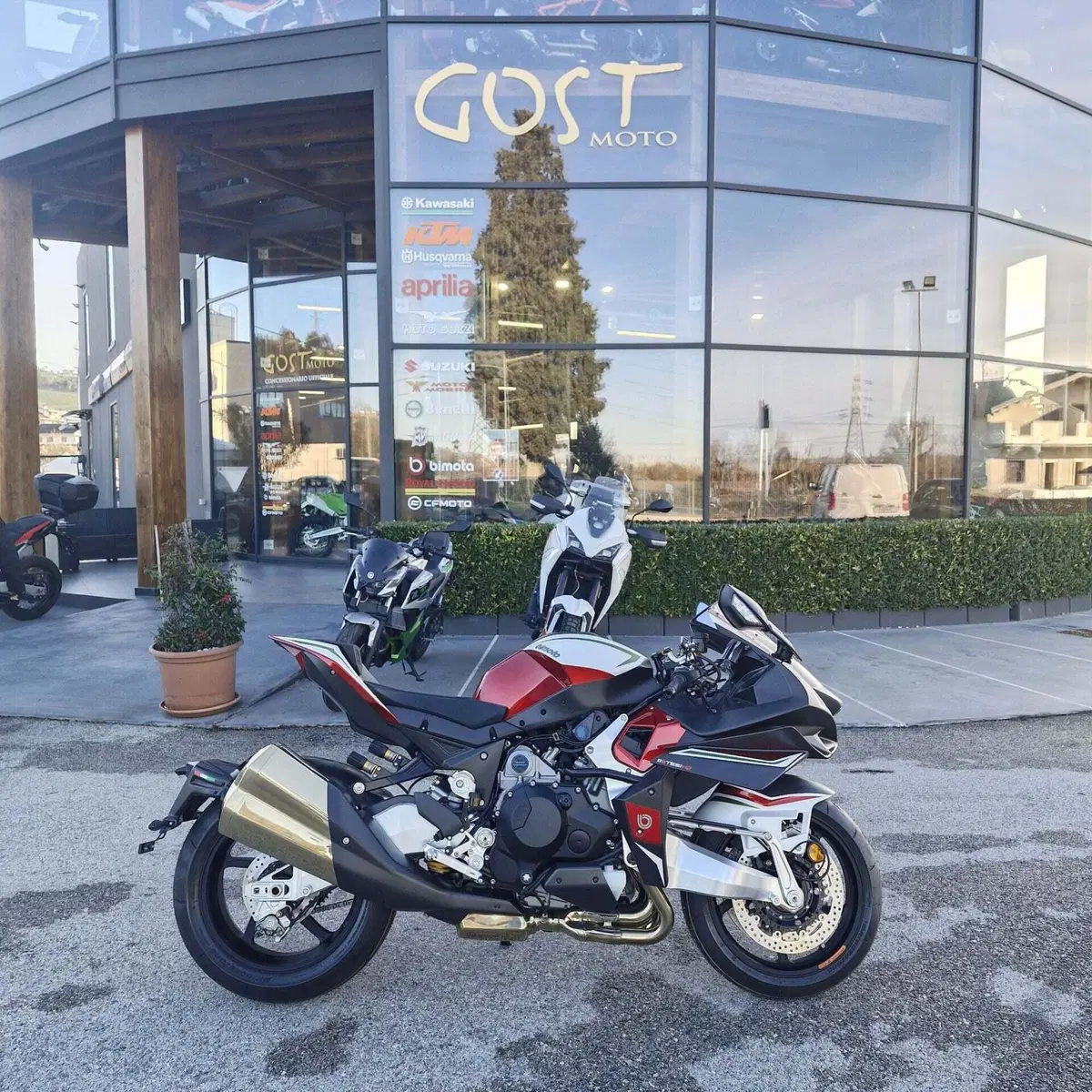 Bimota Tesi H2 (2020 - 26)